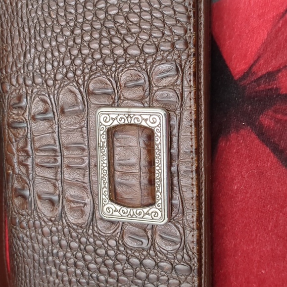 Brighton Brown croc crossbody/ wallet - Picture 2 of 13
